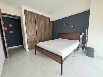 Renta Departamento Amueblado en Carola