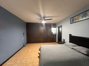 Casa en venta en Vistabella Morelia ✨ 4 recámaras | 🌞 Paneles solares | 🌿 Amplia y equipada