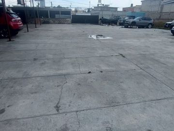 Oportunidad para desarrolladores: 1,747 m² con proyecto y servicios en Pachuca.