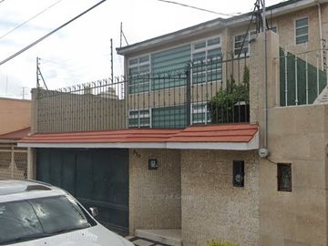 CASA EN VENTA 3 RECAMARAS,