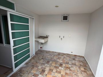 Casa en VENTA; Fraccionamiento Colón en Guadalajara, Jalisco.