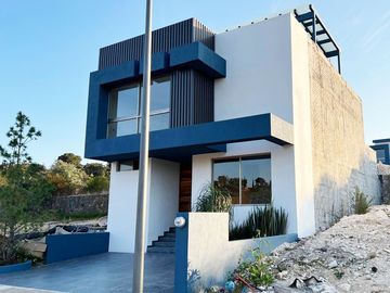 Casa Nueva En Venta – Jesús Del Monte 📍 Fraccionamiento privado con vigilancia 24/7 y amplias áreas verdes ✨ ¡Zona exclusiva y con gran plusvalía
