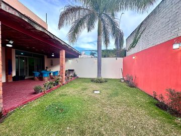 Casa en venta en El Palomar, parte baja