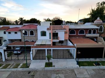 Casa en venta en El Palomar, parte baja
