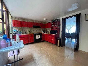 Vista del valle, casa en venta, jardín, salón  de juegos