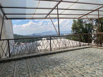 Vista del valle, casa en venta, jardín, salón  de juegos