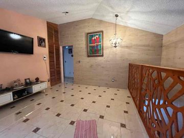 Vista del valle, casa en venta, jardín, salón  de juegos