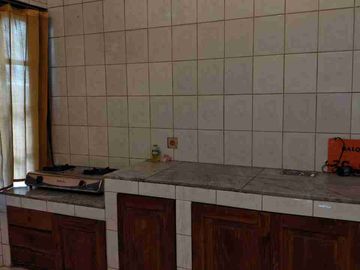DIJUAL – Rumah Luas + Kos Aktif di Kawasan Taman Siswa, Yogyakarta 🏠🎓✨