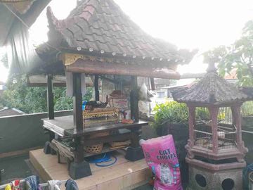 RUMAH SECOND LANTAI II DI DALUNG PERMAI BADUNG BALI