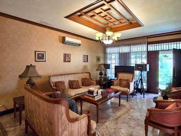 TURUN HARGA Rumah Senopati 401m2 Hitung Tanah 19.5M