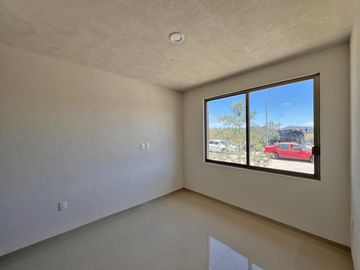 Casa Nueva En Venta – Jesús Del Monte Fraccionamiento privado con vigilancia 24/7 y amplias áreas verdes, ideal para disfrutar en familia.