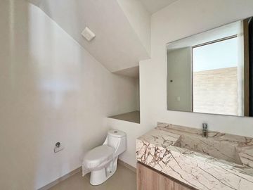 Casa Nueva En Venta – Jesús Del Monte Fraccionamiento privado con vigilancia 24/7 y amplias áreas verdes, ideal para disfrutar en familia.