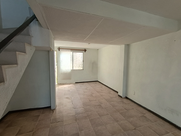 VENTA DE CASA EN CONDOMINIO MELCHOR OCAMPO COL. VISITACION TULTITLAN