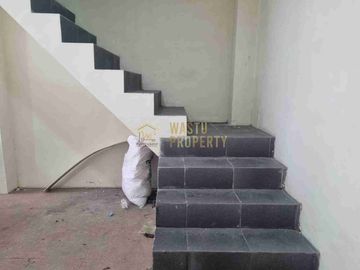 RUMAH 2 LANTAI SIAP HUNI DI JL. LELE DEKAT PAKUWON MALL