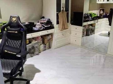 Disewakan unit lantai 8 apartemen mangga dua court