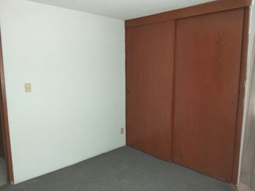 Venta de local comercial en calle Irolo, Col. Zacahuitzco, Alcaldía Benito Juárez CDMX