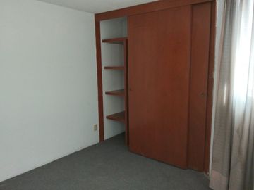 Venta de local comercial en calle Irolo, Col. Zacahuitzco, Alcaldía Benito Juárez CDMX