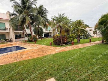 Casa en venta con alberca y seguridad en privada en álamos 1