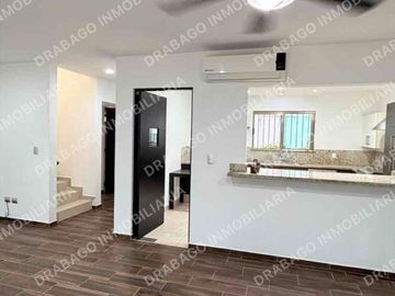 Casa en venta con alberca y seguridad en privada en álamos 1