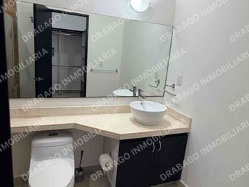 Casa en venta con alberca y seguridad en privada en álamos 1