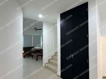 Casa en venta con alberca y seguridad en privada en álamos 1