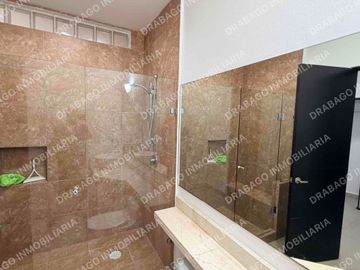 Casa en venta con alberca y seguridad en privada en álamos 1