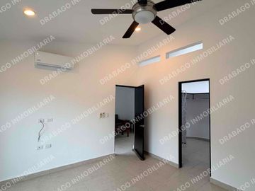 Casa en venta con alberca y seguridad en privada en álamos 1
