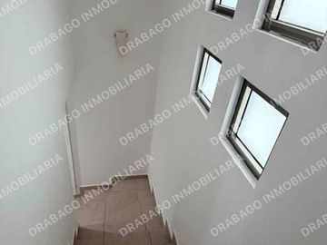 Casa en venta con alberca y seguridad en privada en álamos 1