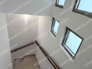 Casa en venta con alberca y seguridad en privada en álamos 1
