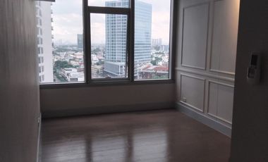 118 sqm 2BR Condo for Sale in Lincoln Tower, Proscenium near Power Plant Mall & Rockwell Center