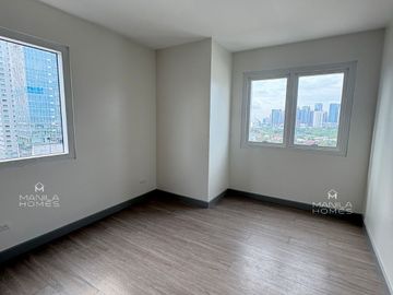 For SALE:  2-BR Condo Unit, The Connor at Greenhills, San Juan (P20.5M)