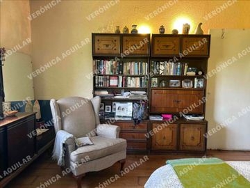 Venta de Casa estilo campestre y terreno en Nepantla de Sor Juana Inés de la Cruz, Estado de México