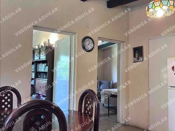 Venta de Casa estilo campestre y terreno en Nepantla de Sor Juana Inés de la Cruz, Estado de México