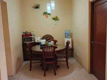 Rumah 2 Lantai Strategis di Grand Wisata Bekasi
