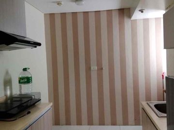 Fully furnished 2 Br Unit in Alabang