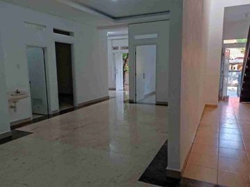 Rumah 1 Lantai Strategis di Taman Galaxy, Bekasi