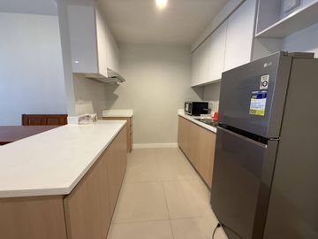 FOR LEASE: 2-Bedroom Flat in The Arton by Rockwell, Quezon City