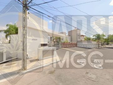 MGG ULTIMAS CASAS EN FRACCIONAMIENTO MIRADORES DEL MARQUES 1000 HACIENDA DEL CAMPANARIO QUERETARO