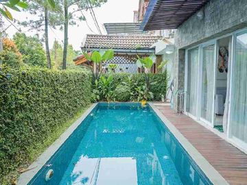 Rumah Hook Asri Ada Private Pool LT 262 Di Pancoran Mas Depok