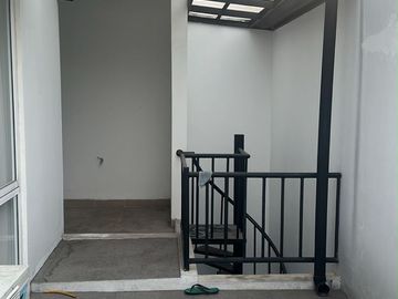 DIJUAL RUMAH HOEK PASADENA RESIDENCE