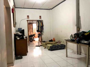 Rumah Hitung Tanah di Tebet Utara Cocok Untuk Investasi Kosan Maupun Hunian