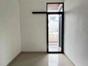Rumah Modern Minimalis Murah di Jagakarsa Lokasi Strategis