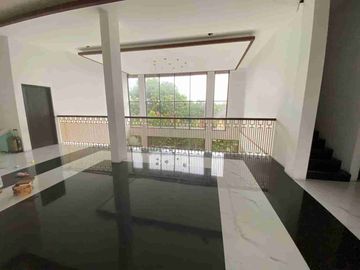 RUMAH MEWAH 3 LANTAI SIAP HUNI DI MEDAN JOHOR