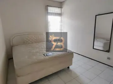 Rumah Hook dengan Halaman Luas di Turangga Lengkong Buahbatu Bandung