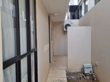 Disewakan Rumah Cantik Siap Huni Di Dalam  Asya, Cluster Sentarum Jakarta Garden City