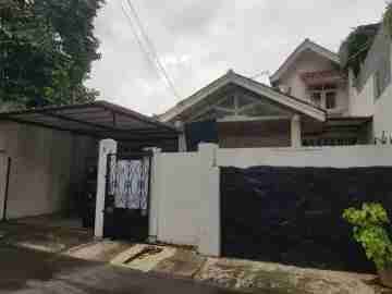 rumah 2lt tanah 210m²
duren tiga Jakarta Selatan
