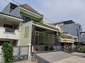 Rumah Griya Agung Permai Mewah Brand New Dijual Cepat