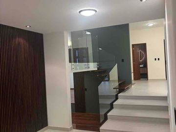 Venta de Casa en El Mirador de La Calera, Puebla, Pue.