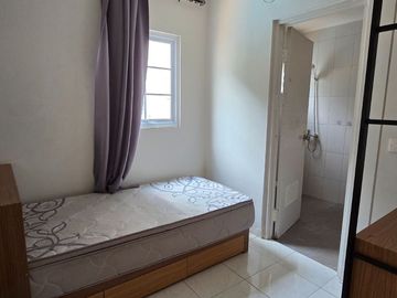 Kos2an aktif, terisi full  Alesha Yellow Vanya Park BSD Type pool, full renov full furnished