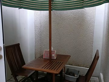 Dijual rumah 2 lantai cantik di Martinez Gading Serpong